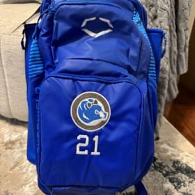 T-shirt & Bag for 10U item