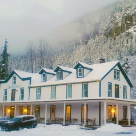 ⛰️ One-Night Stay at the Historic Bush House Inn (Index, WA) item