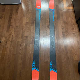 Rossignol skis - gently used item