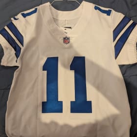 Micah Parsons signed Official NFL On-Field Jersey item