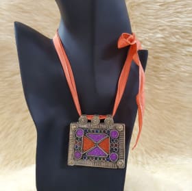 Lot 37: Custom designed jewelry by Mari VanGundy item