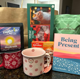 Coffee and Cozy Gift Basket item