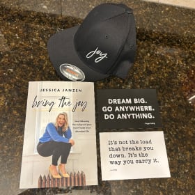 Jessica Janzen Bring the Joy (a) item