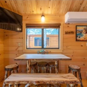 1 night stay Casa de Cabin item