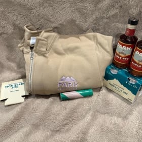 Park Distillery Basket 2 item