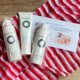 Dazzle & Diamonds item