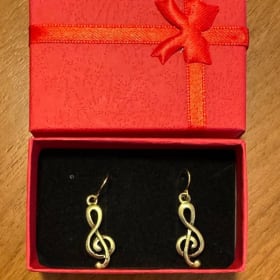 RETAIL| Treble Clef Dangle Earrings-gold color (Value: $20) item