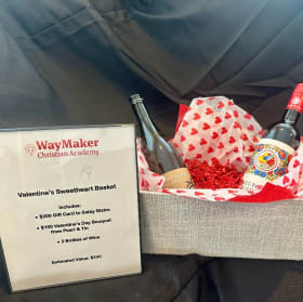 Item #9 - Valentine's Sweetheart Basket item
