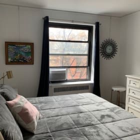 TRAVEL| New York Weekend Private Apt.Stay  (Value: $2000) item