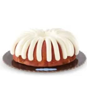 10" Strawberries and Cream cake item