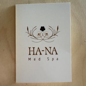 1 Signature Experience item