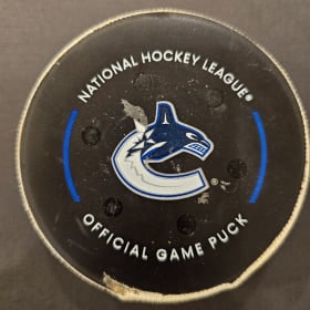 Elias Pettersson Goal Puck assisted by Q.Hughes, J.T. Miller item
