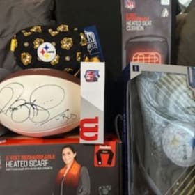 Jerome Bettis signed football and Tailgate Package item