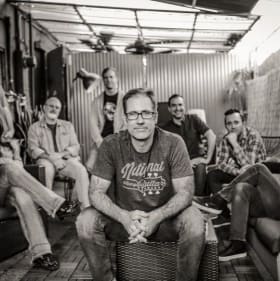 One Year of Online Guitar Lessons item