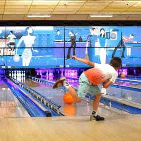 #27 - Bowling for 10 at Drkula's item