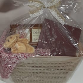 10. Newborn Music Box Basket: Red item