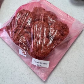 Chewy Oatmeal Cookies item