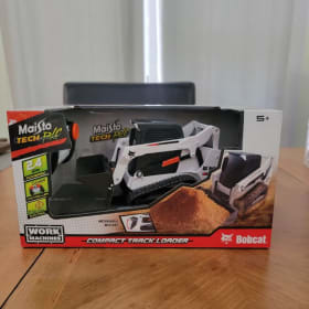 Remote Control - Maisto Tech R/C Bobcat Compact Track Loader item