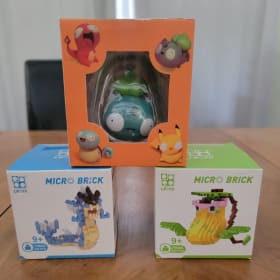 Pokémon Mini Figurine & Micro-Block Lego Set #1 item
