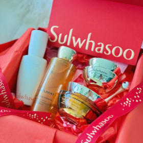 Holt Renfrew Basket 3 item