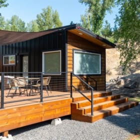 Couples Retreat item