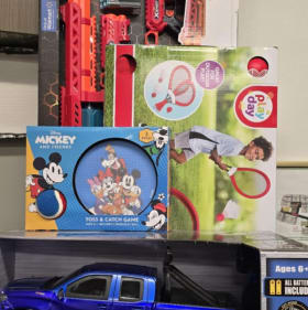 Outdoor kids basket item