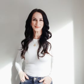 Hormone Guide & Call | Jamie Hawryluk Hormone Specialist item