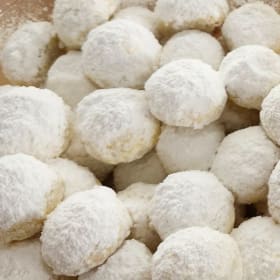 Putri Salju Lumer item