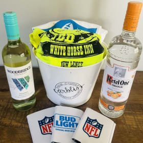 #10 - JBD White Horse Inn Basket item