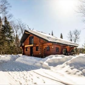4-night QUEBEC CABIN GETAWAY item