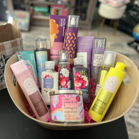 Bath & Body Works Basket item