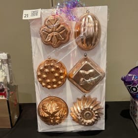 #21 - Vintage Copper Jello Molds item