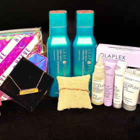 Trendsetters Salon Package item