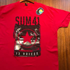 Upcycled Shirt Men's XXL item