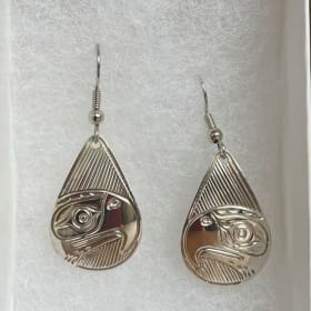 Silver earrings with First Nation Eagle design item