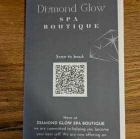 Give your face a glow with Diamond Glow Facial Contour item