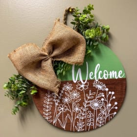 "Welcome" Door Hanger item