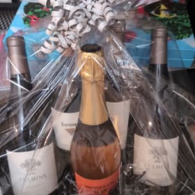 Arterra Wine Basket value $280 item