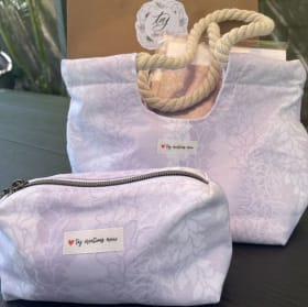 Taj Creations gift set item