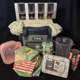 Picnic Gift Set item