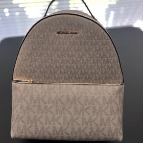 Michael Kors Sheila Medium backpack item