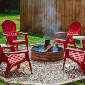 Harper Valley Cottage 2-night Stay in Nashville,IN item