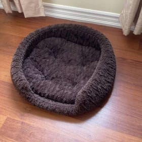 21" chocolate colour pet bed item
