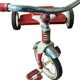 Retro Radio Flyer item