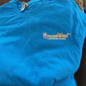 T-Shirt - Large item