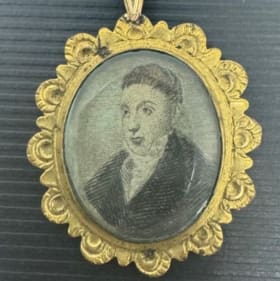 Marquis de Lafayette Triumphal Portrait Brooch item