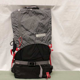 10. Gossmer Gear Kumo  - (M) Red item