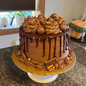 Laurel and Anna item