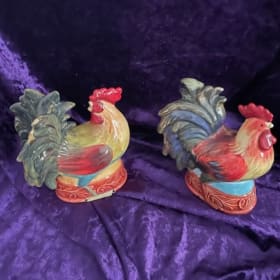 Lot# 11: Antique Salt and Pepper Rooster Shakers item