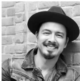 Luxury Hair Experience with Eduardo Medellin III item